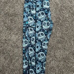 Constantly Varied Gear Medium Capris